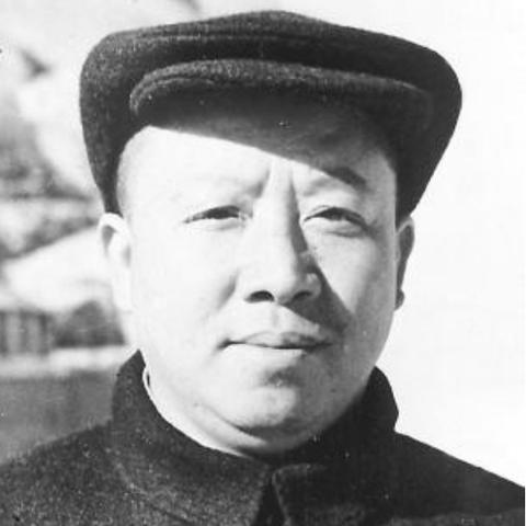 重庆旅游攻略，走进新疆，领略独特风情魅力
