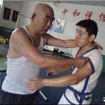 全球职业摔角排名揭晓，群雄争霸，谁将独领风骚？