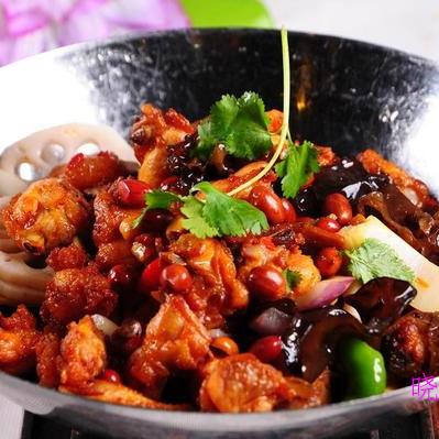 牛肉配蒜，美味佳肴的绝佳组合，百度解读呈现！