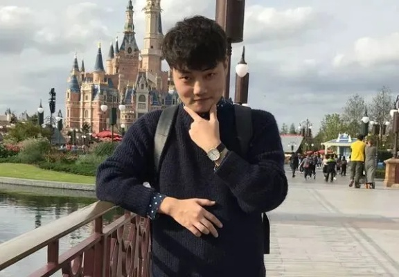 揭秘抖音直播红人任先生的真实身份与最新动态揭秘