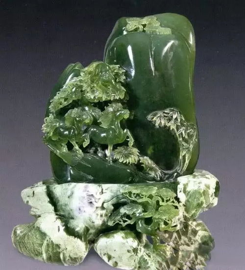 「揭秘玉石养护秘籍，探索玉的灵动与生命力，百度带你领略玉石之美」