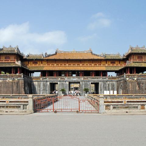 探索越南顺化，王朝心脏地带的神秘之旅攻略