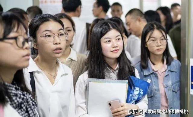 高考应届生身份最新解读与探讨，24届考生必看标准重磅更新！