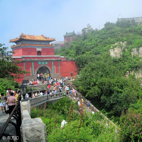 独家揭秘，泰山旅游攻略，登顶独尊之旅！