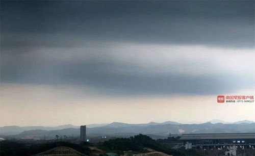 日本雷暴震撼来袭，探索天空中的力量奇迹
