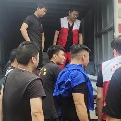 励志精致语录，点亮人生的微光启航梦想之舟