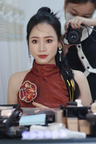 今日试妆花絮揭秘，时尚潮流瞬息万变，引领美妆新风尚