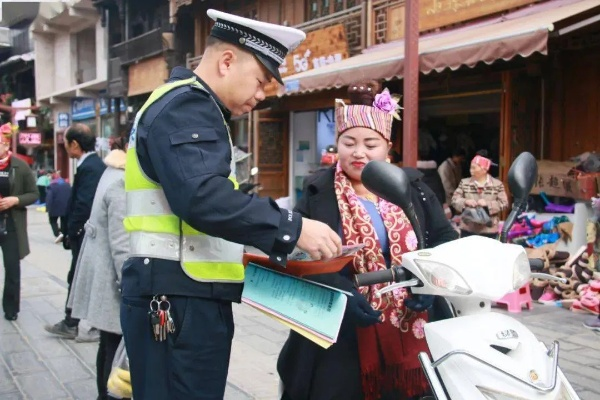 台江交警新闻聚焦，守护城市安全的坚定卫士