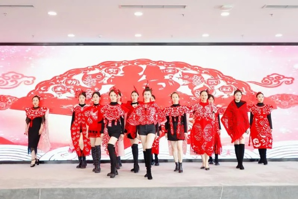 市妇联引领时代风尚，携手共建美好未来