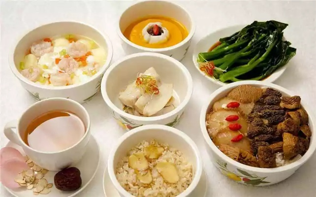 月子饭，传统与现代营养完美融合，百度带你探寻其秘密！