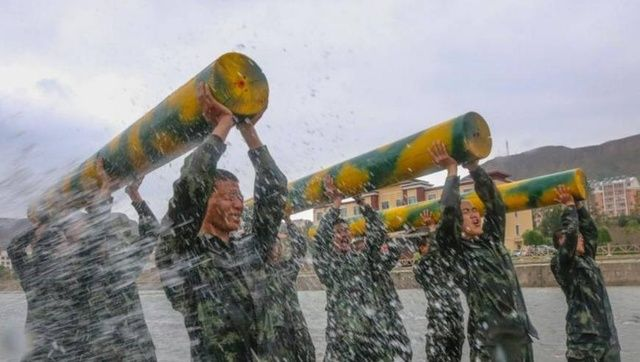 励志新兵迎难而上，勇往直前挑战极限