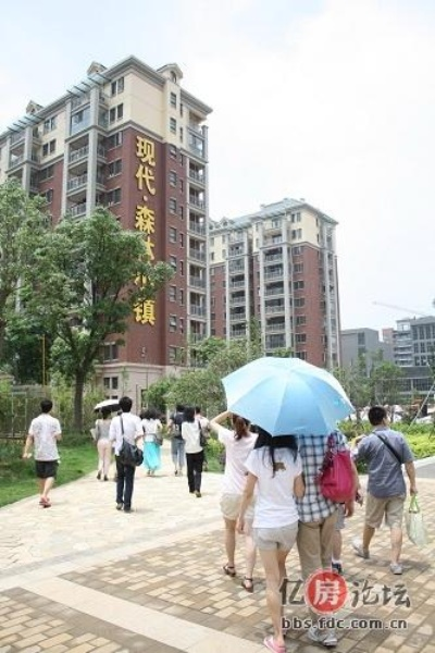 武汉龙亭家园最新动态，揭秘新闻头条热议话题